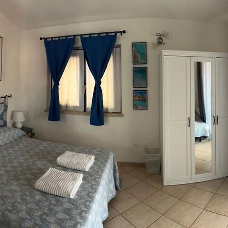 B&B Le Farfalle Palau Exteriör bild